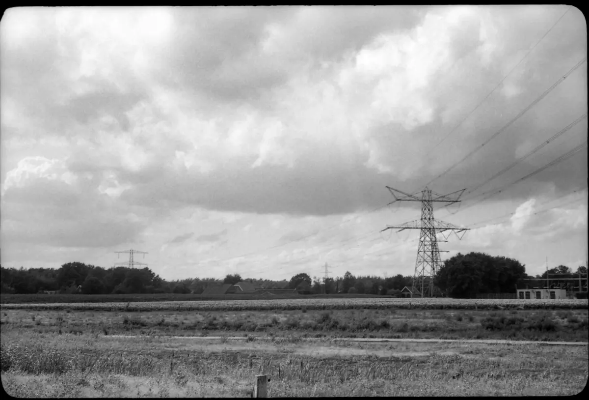 Netuitbreiding Drenthe versnellen: gemeenten en Enexis