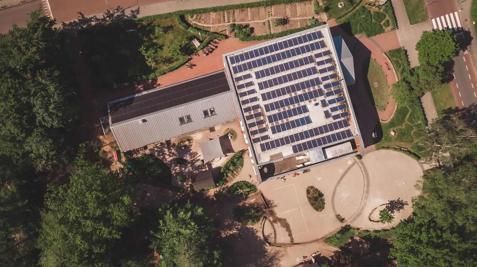 Teruglevering beperkt zonnepanelen Drenthe: oranje